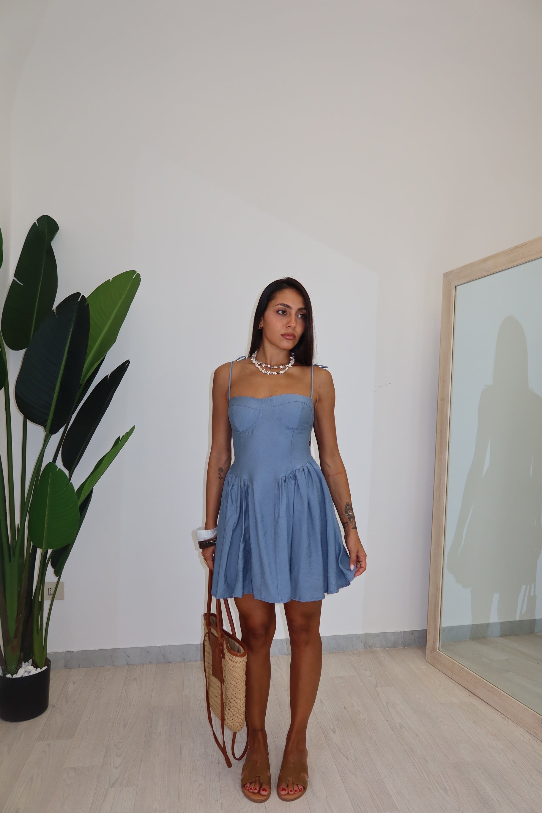 6889025b1093e.jpg