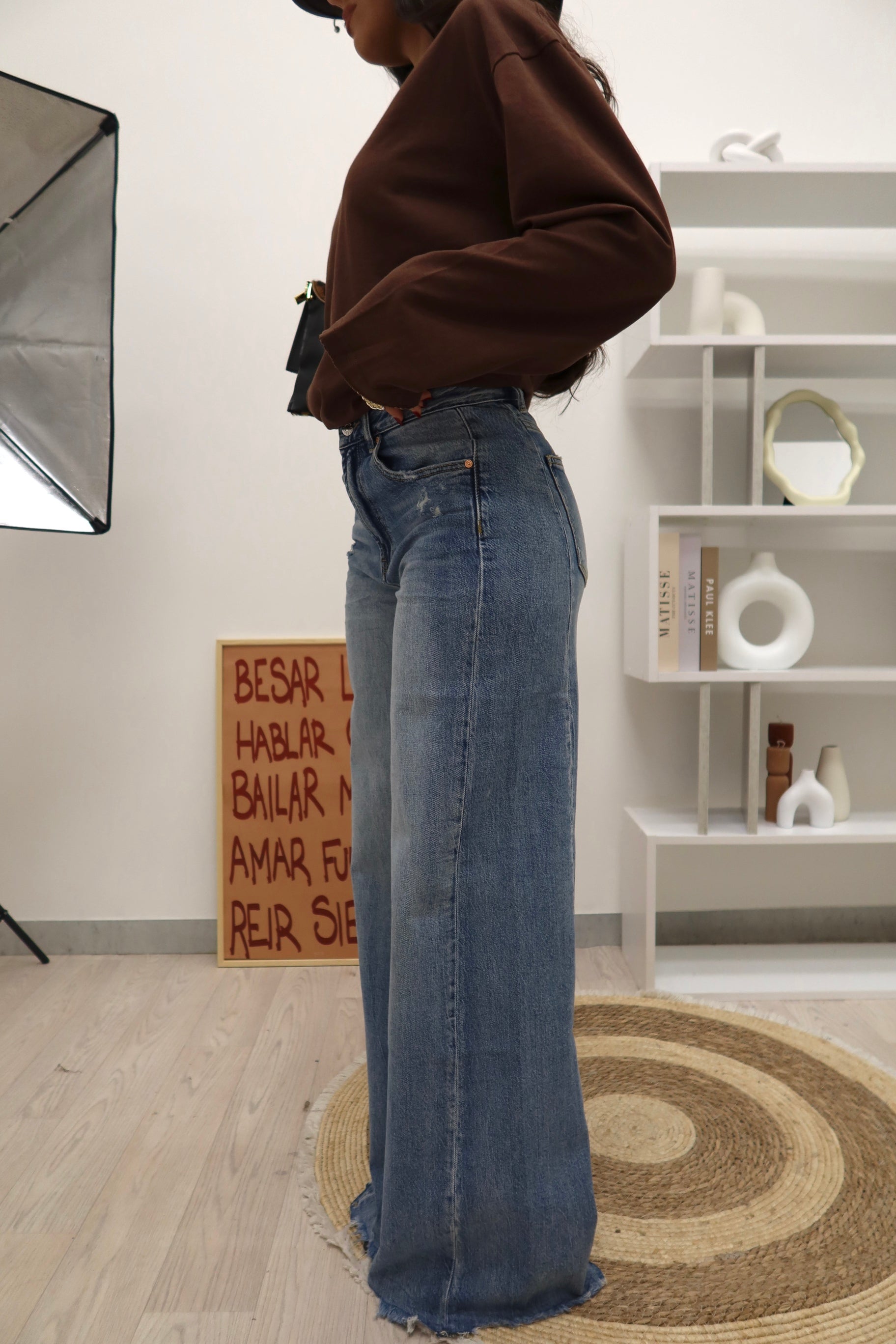 696939770bddb.jpg